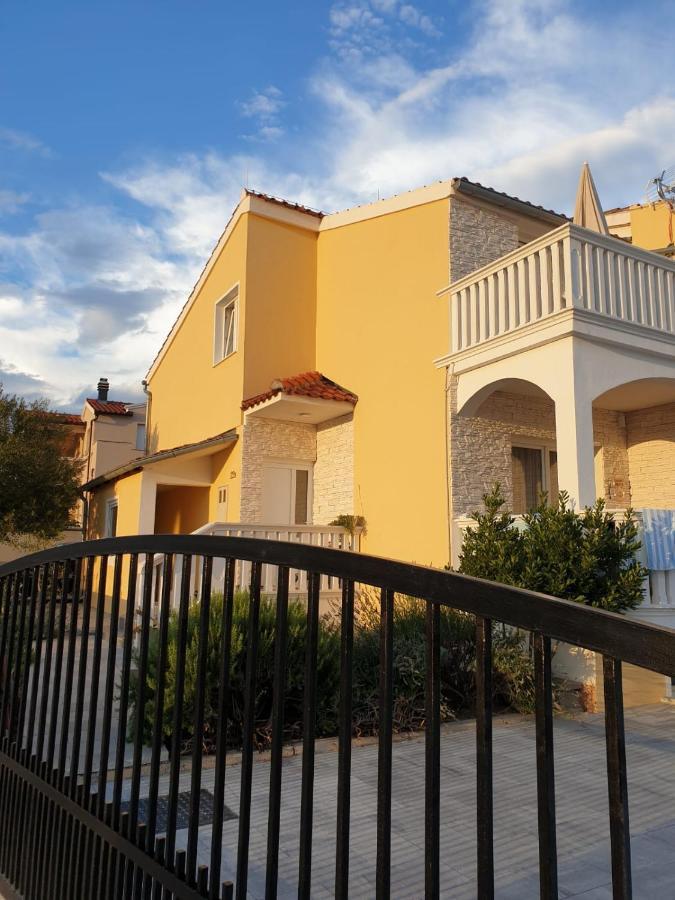 Apartments Croatiasun Vodice Exterior photo